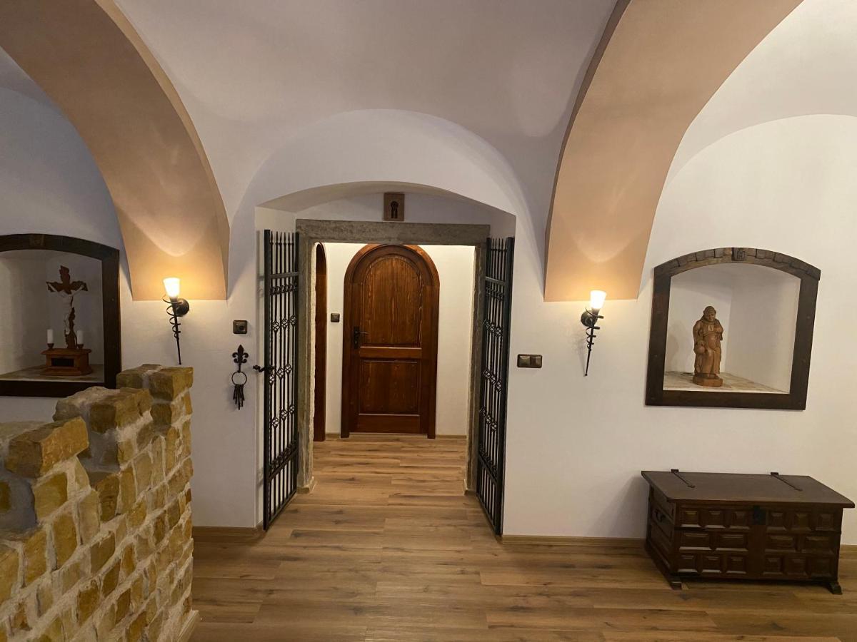 Superb - Medieval Apartment Kutná Hora Eksteriør billede